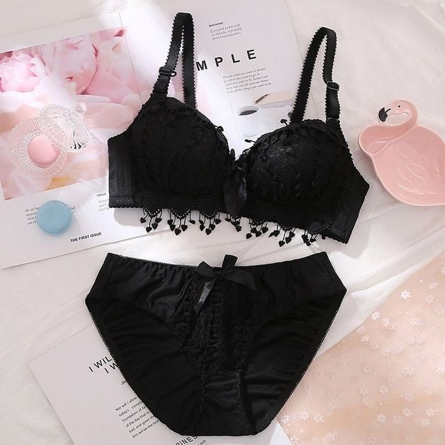 Combo Of 6 Bra & panties Sets imported